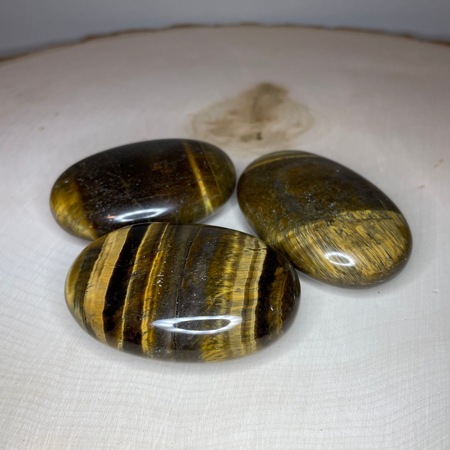 Tiger Eye Palm Stones
