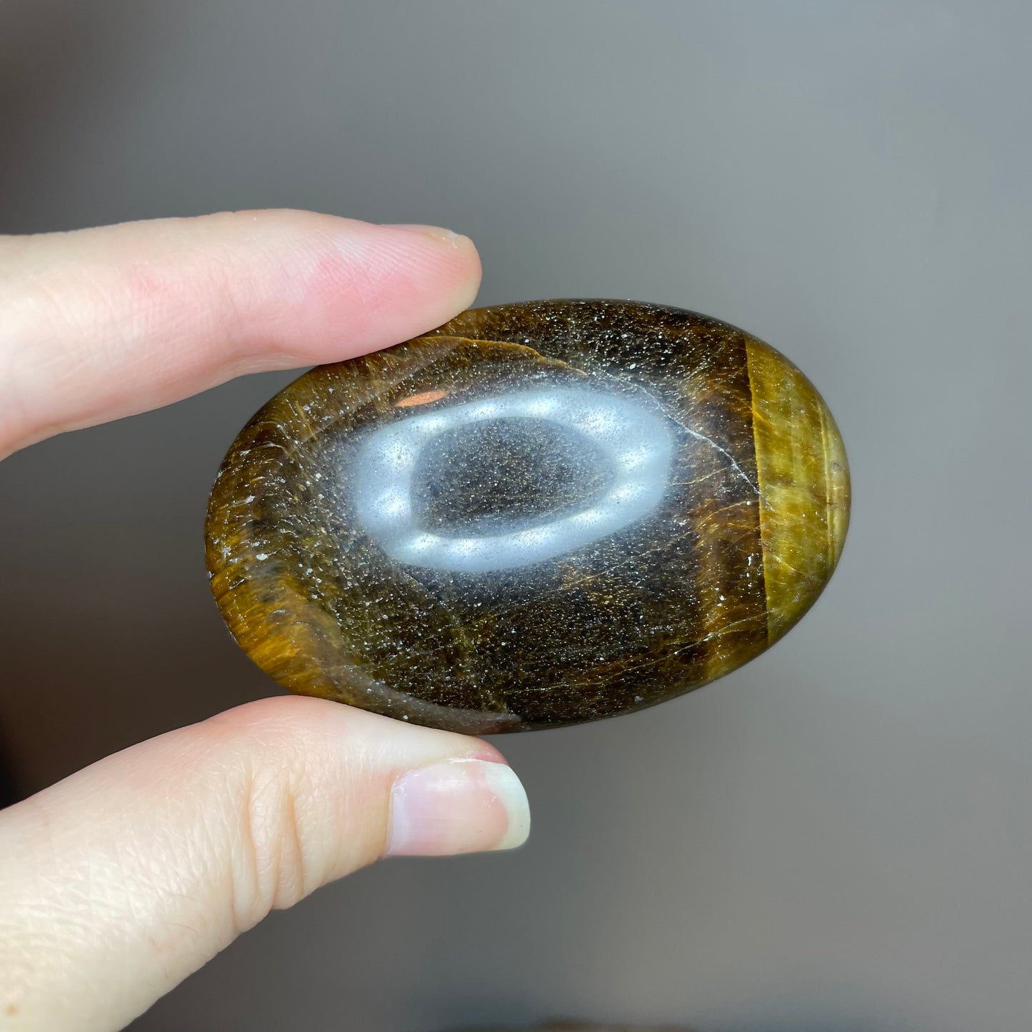 Tiger Eye Palm Stones