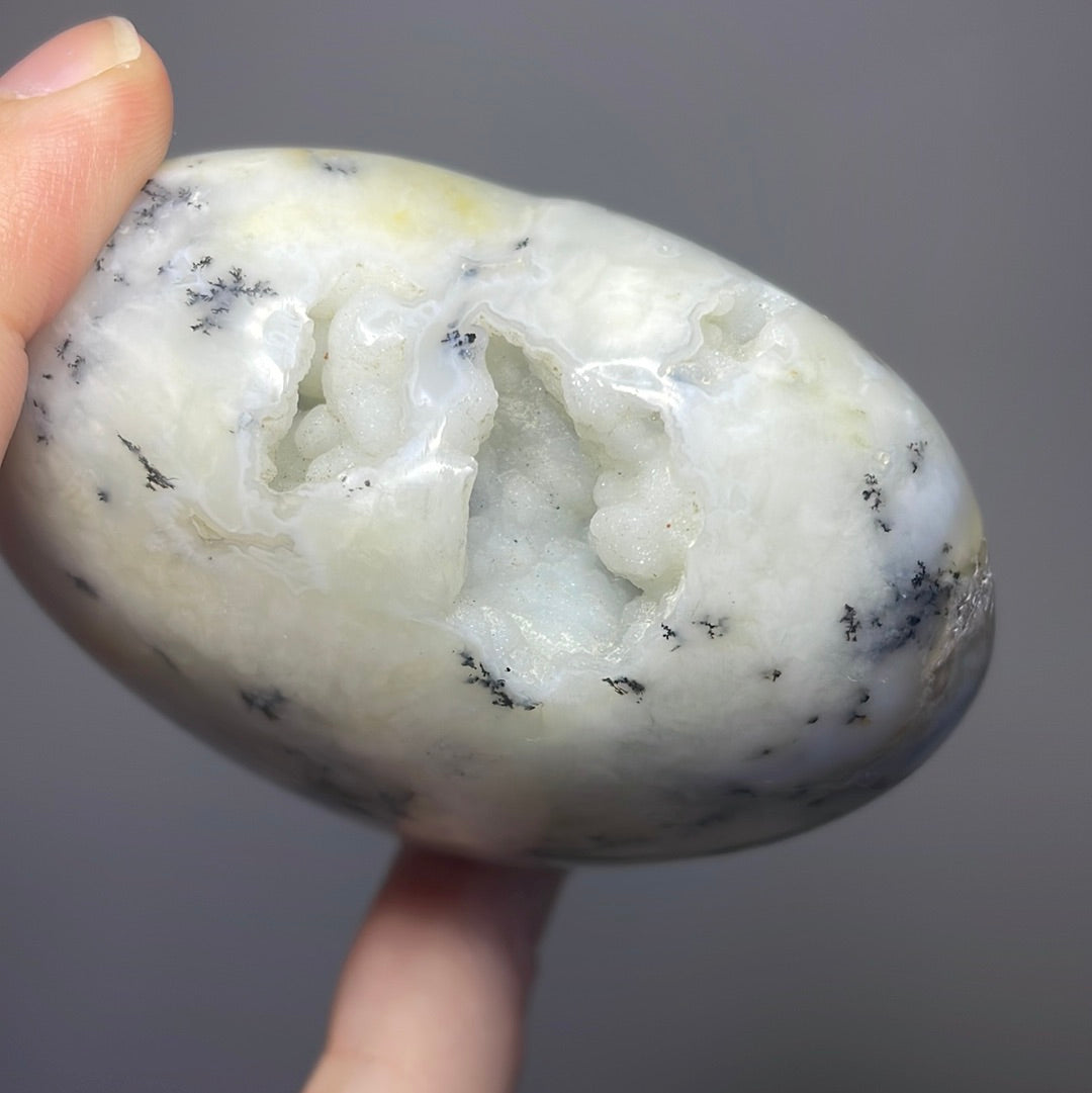Dendritic Agate Hearts